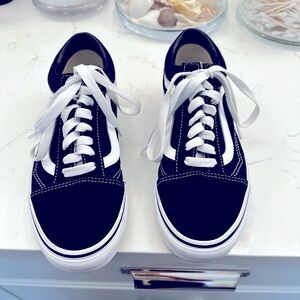 Van’s Tennis Shoes - Women’s